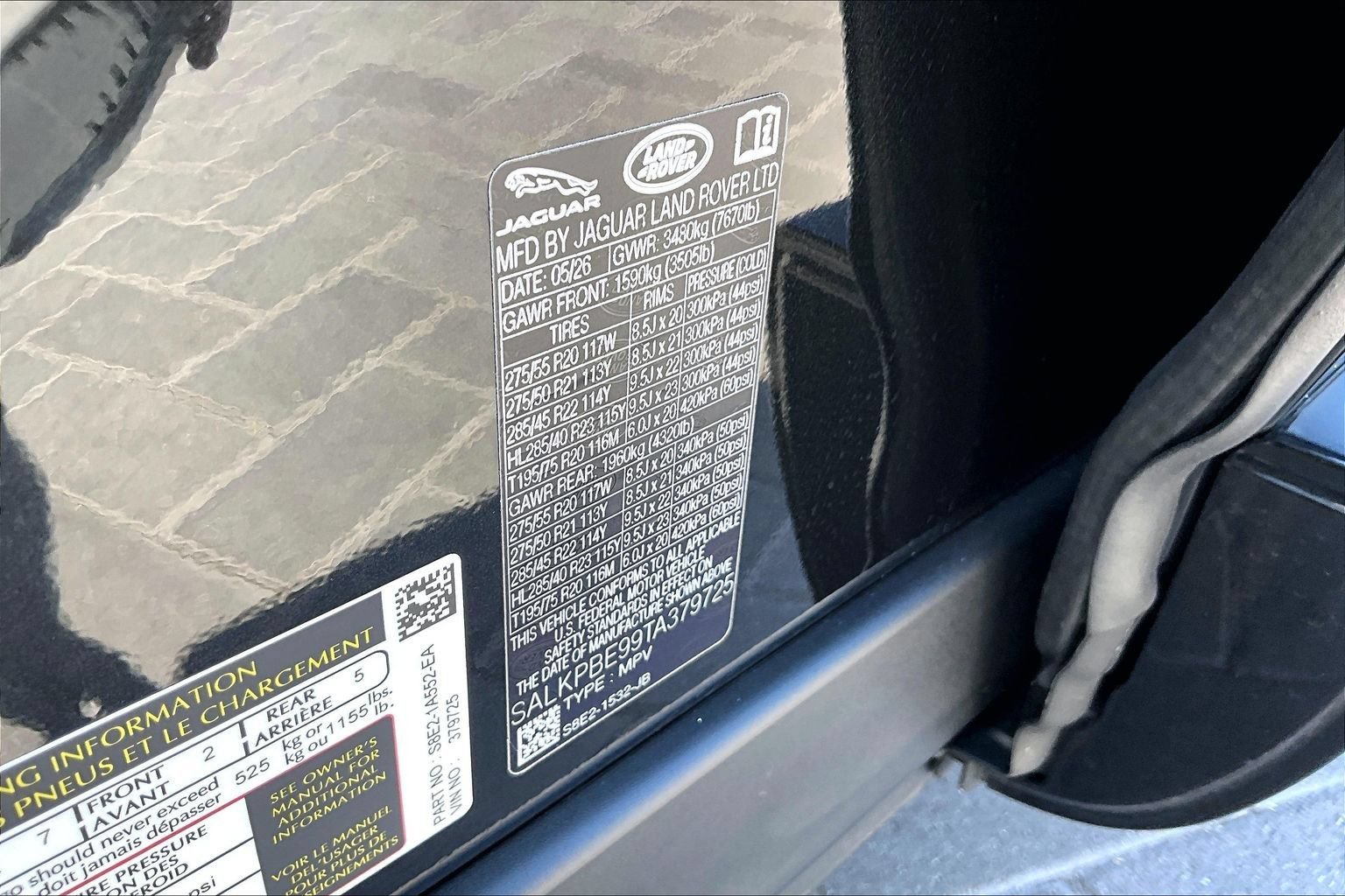 New 2026 Land Rover Range Rover Long Wheelbase SE AWD/4WD image 14