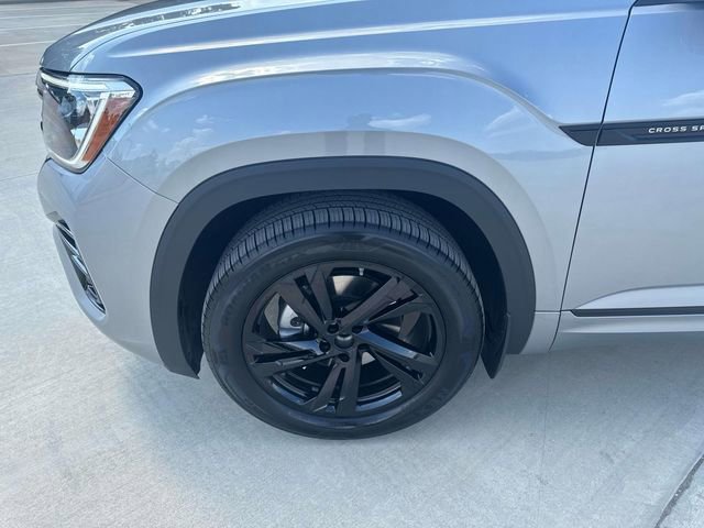 New 2026 Volkswagen Atlas Cross Sport SEL R-Line image 5