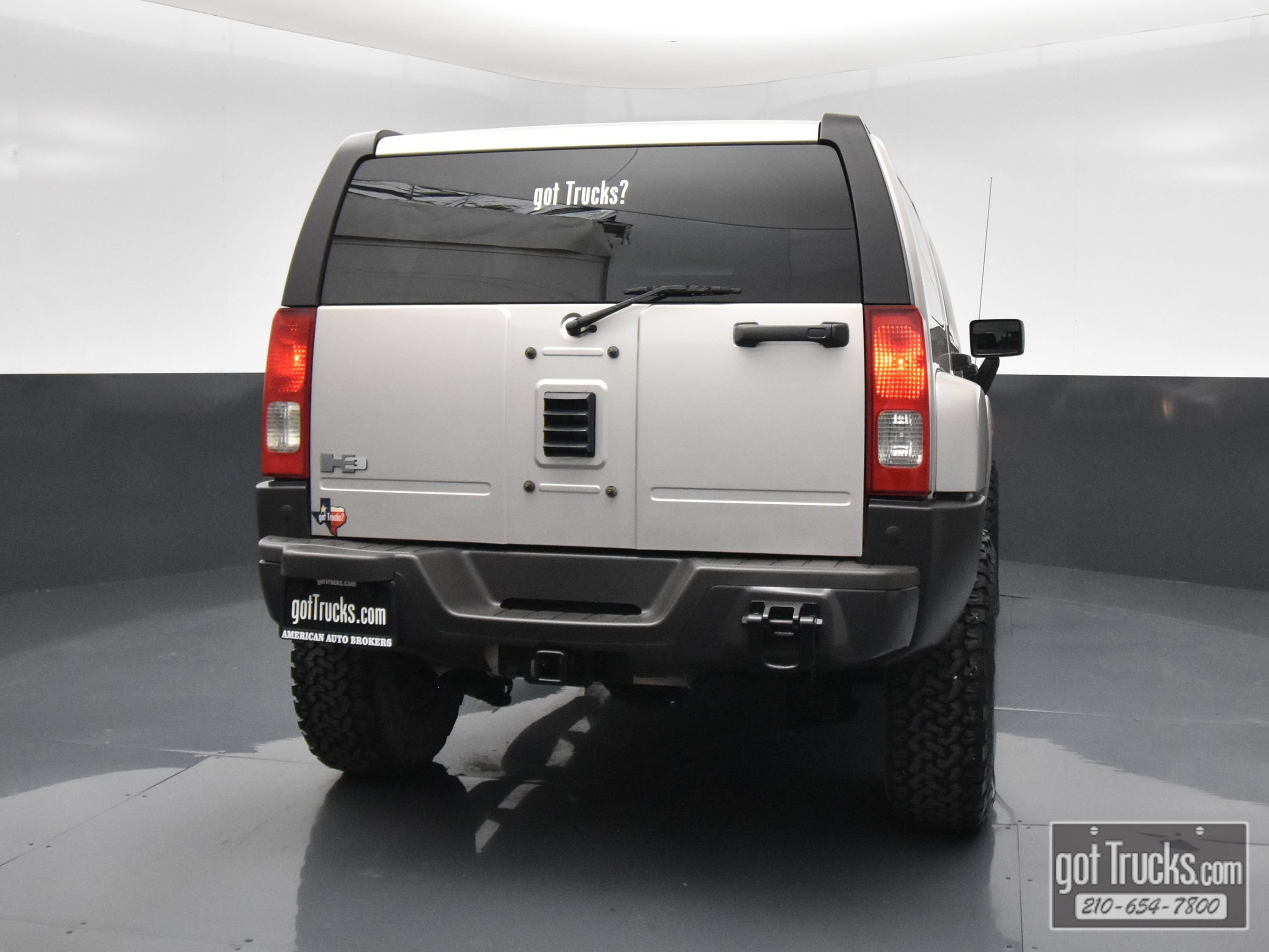 Used 2007 HUMMER H3 AWD/4WD image 6