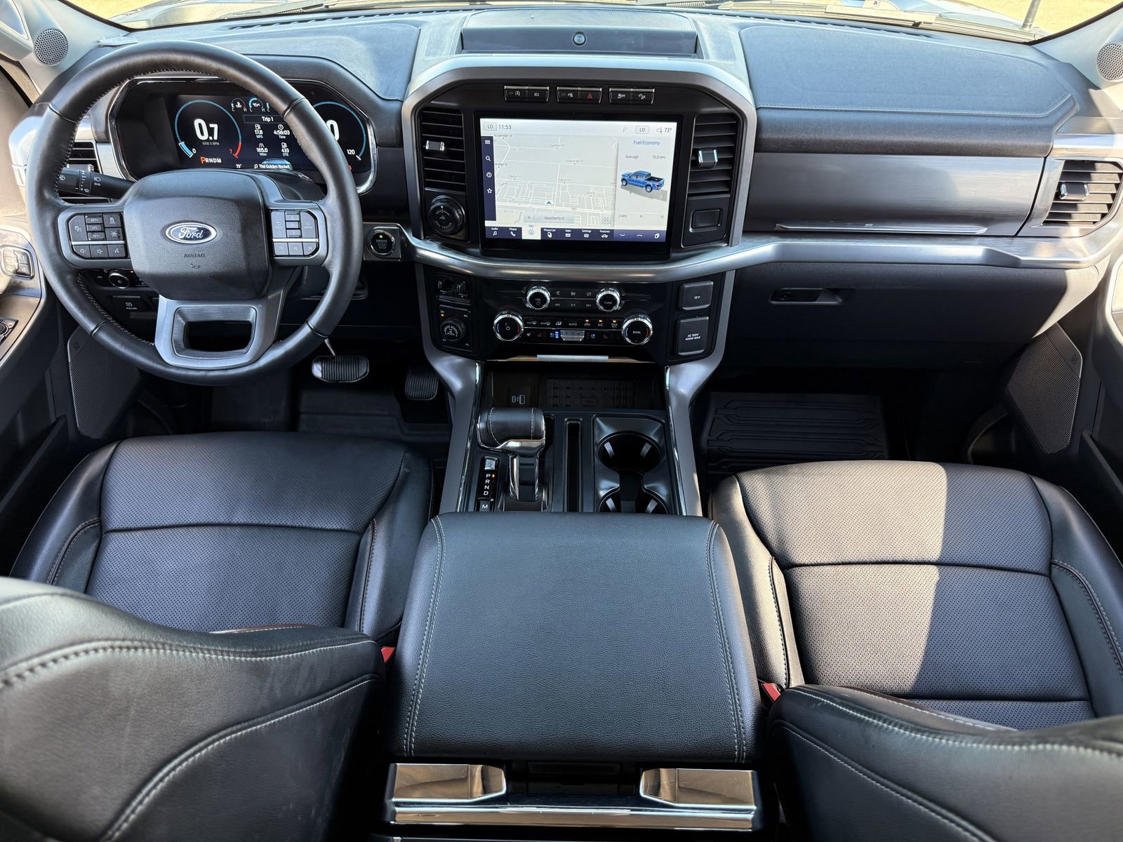 Used 2023 Ford F150 Lariat w/ Trailer Tow Package image 12