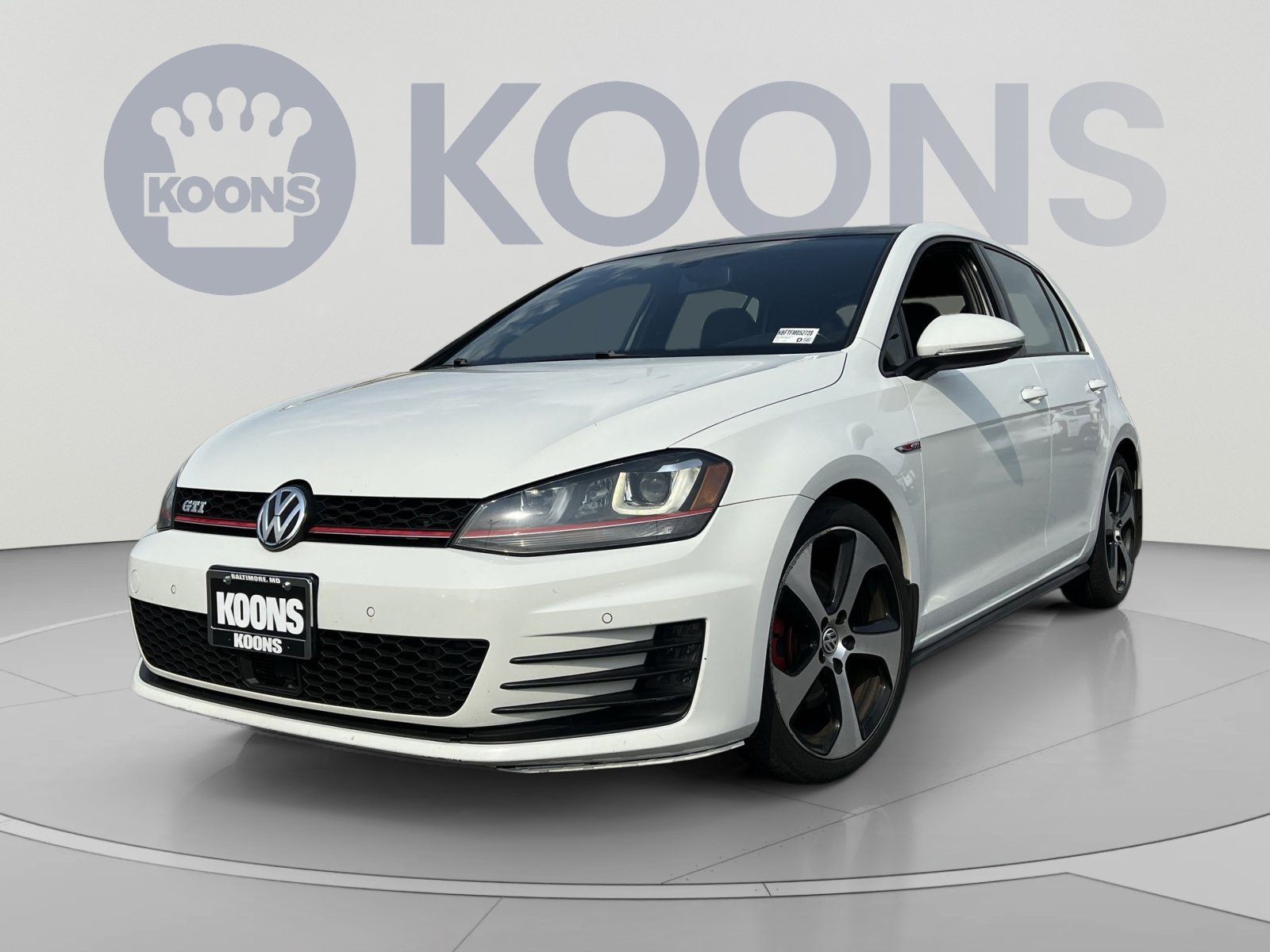 Used 2015 Volkswagen GTI S FWD image 1