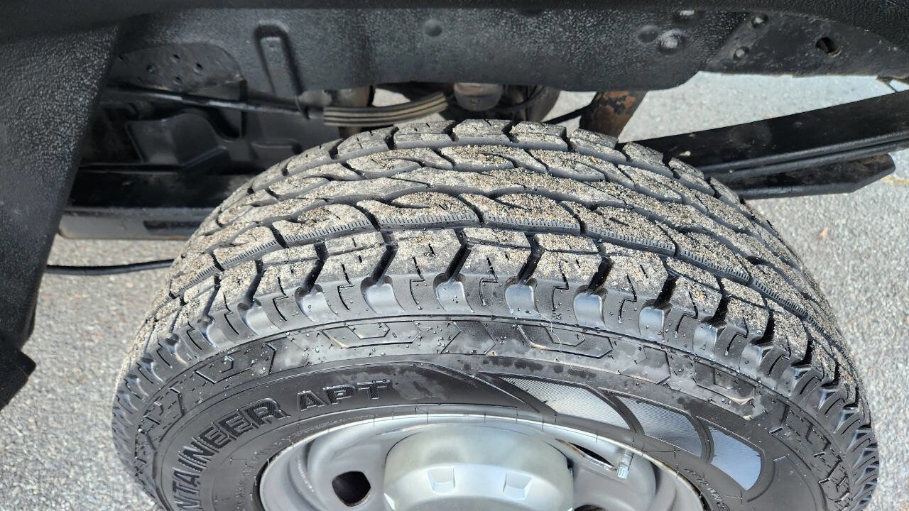 Used 2015 Ford F250 XL w/ Power Equipment Group image 37