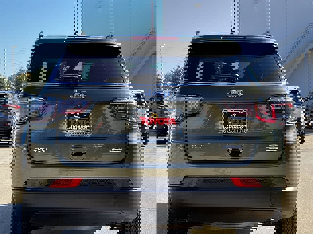 Used 2020 Jeep Compass Latitude w/ Cold Weather Group image 5