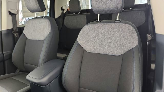 New 2025 Ford Maverick XLT w/ XLT Luxury Package image 9