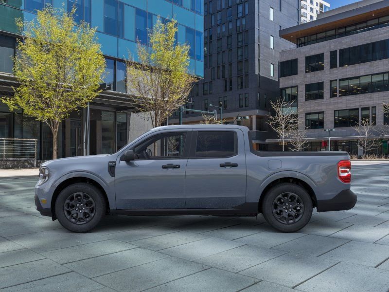 New 2026 Ford Maverick XLT image 3