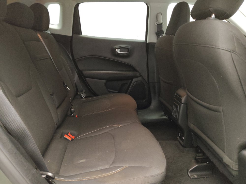 Used 2018 Jeep Compass Sport w/ Tech Group image 19