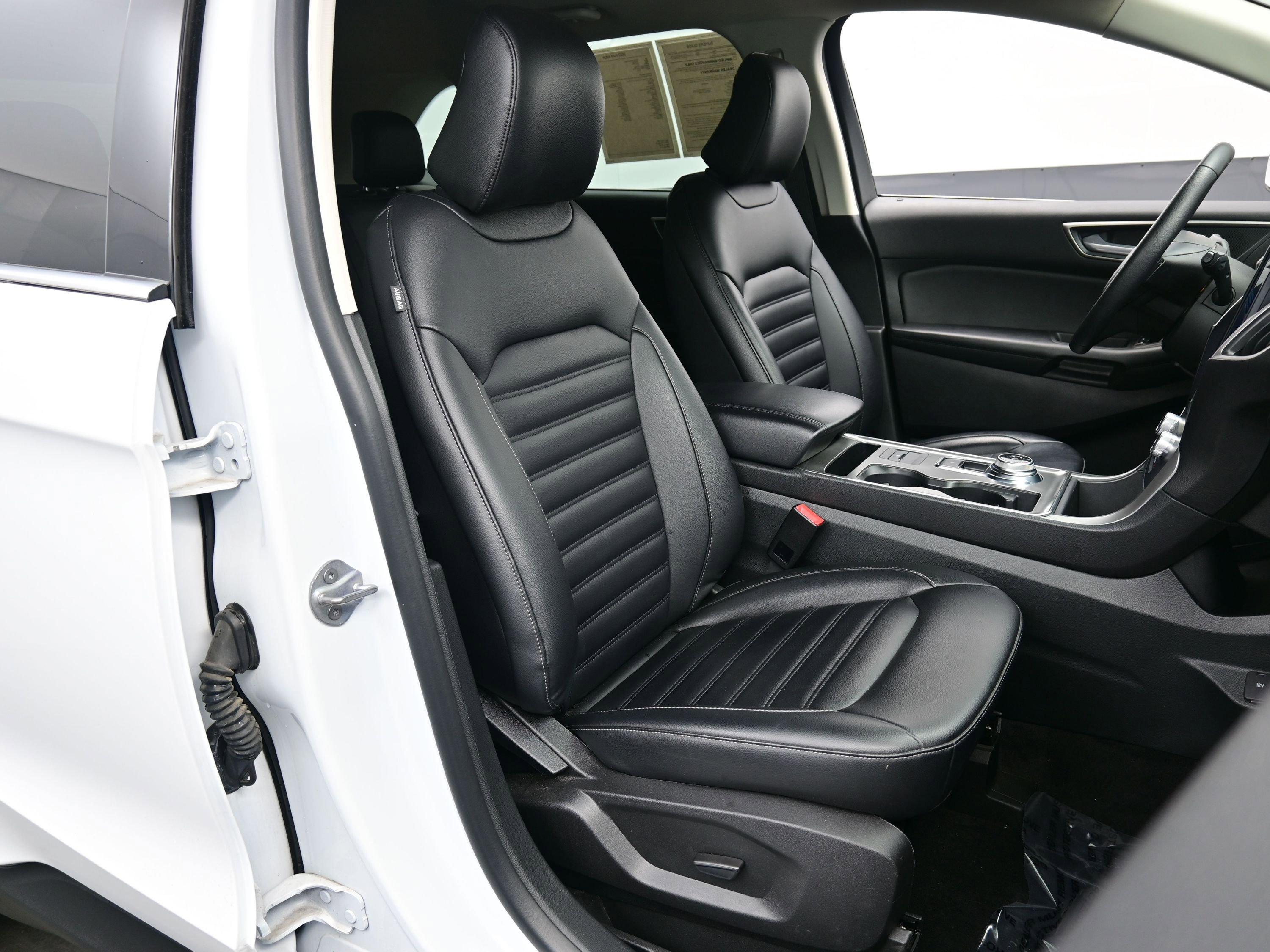 Used 2022 Ford Edge SEL image 15