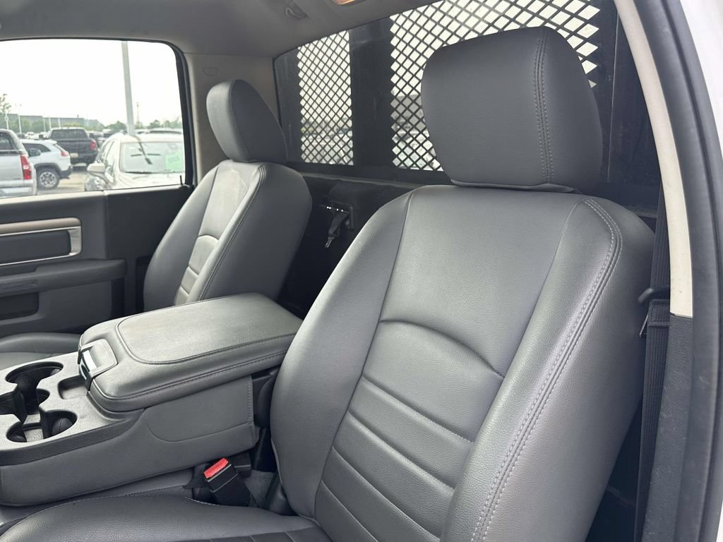 Used 2017 RAM 3500 Tradesman w/ Power & Remote Entry Group RWD image 16