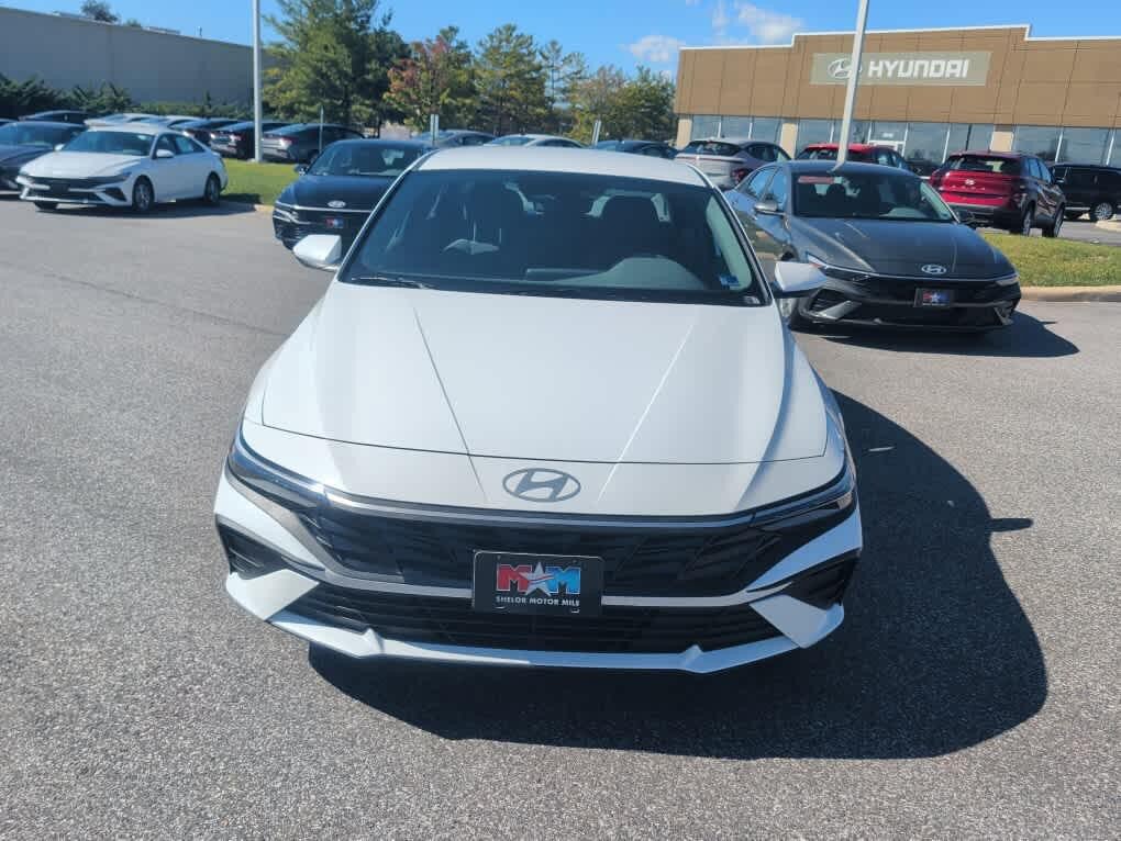New 2026 Hyundai Elantra SE FWD image 13