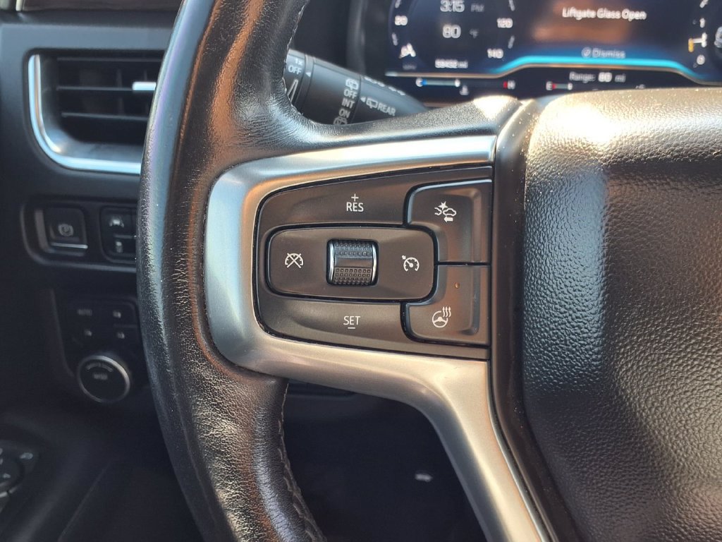 Used 2022 Chevrolet Tahoe Z71 w/ Luxury Package AWD/4WD image 18