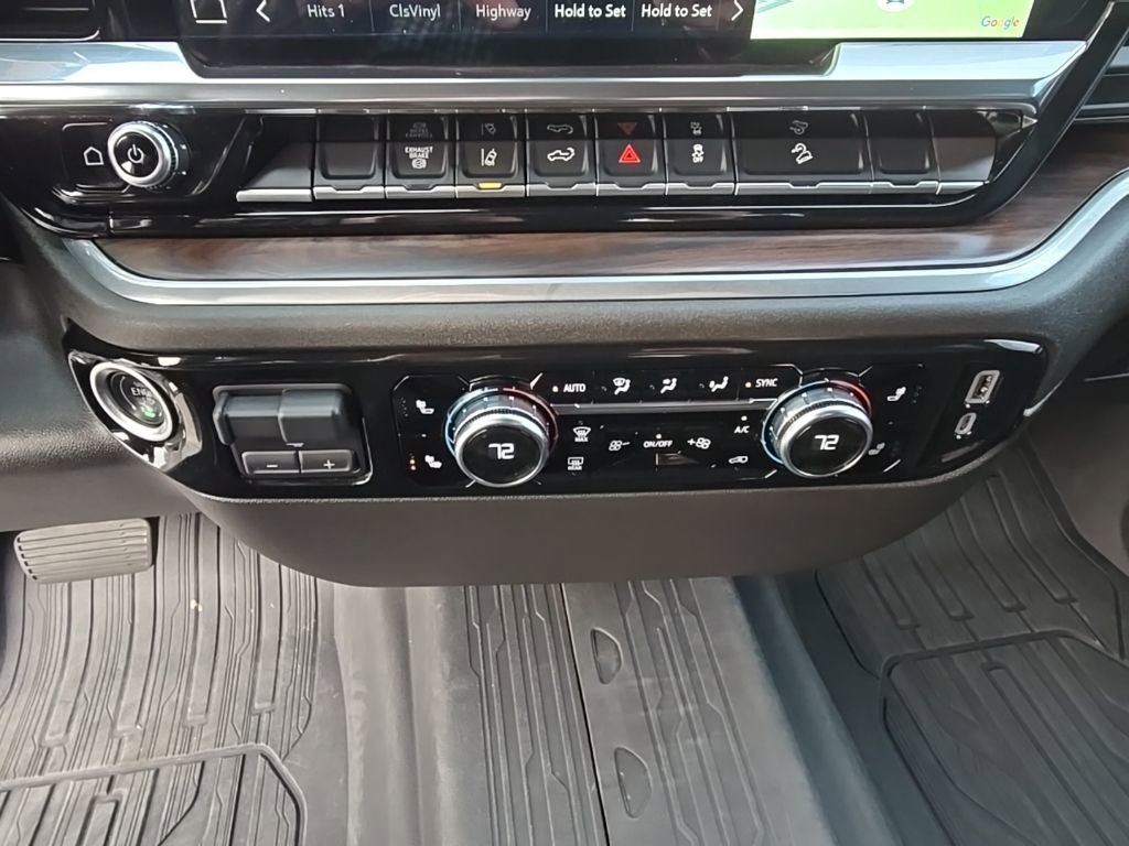 Used 2025 GMC Sierra 3500 SLT w/ X31 Off-Road Package image 16