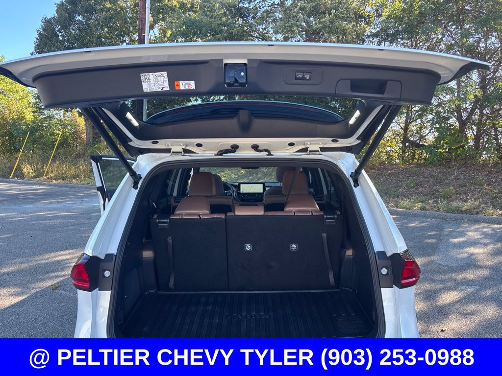 Used 2026 Toyota Grand Highlander AWD Hybrid image 23