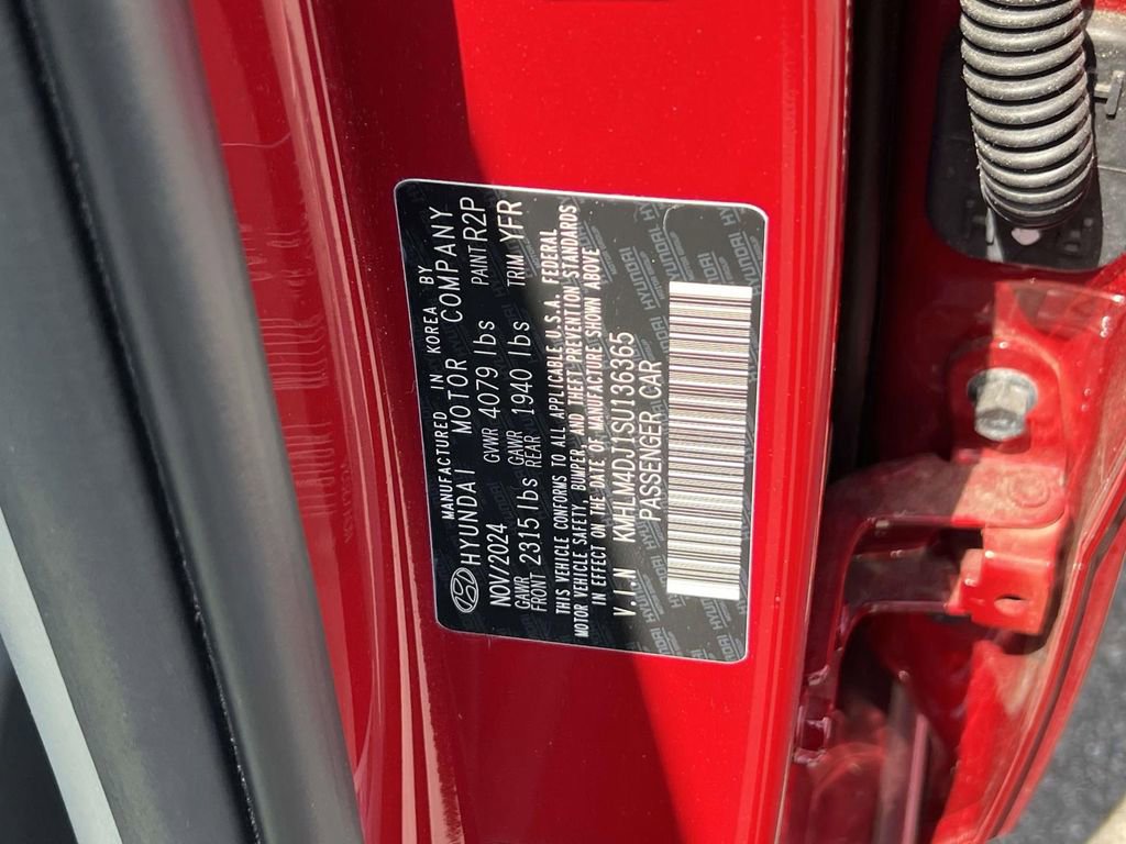 Certified 2025 Hyundai Elantra Hybrid FWD image 19