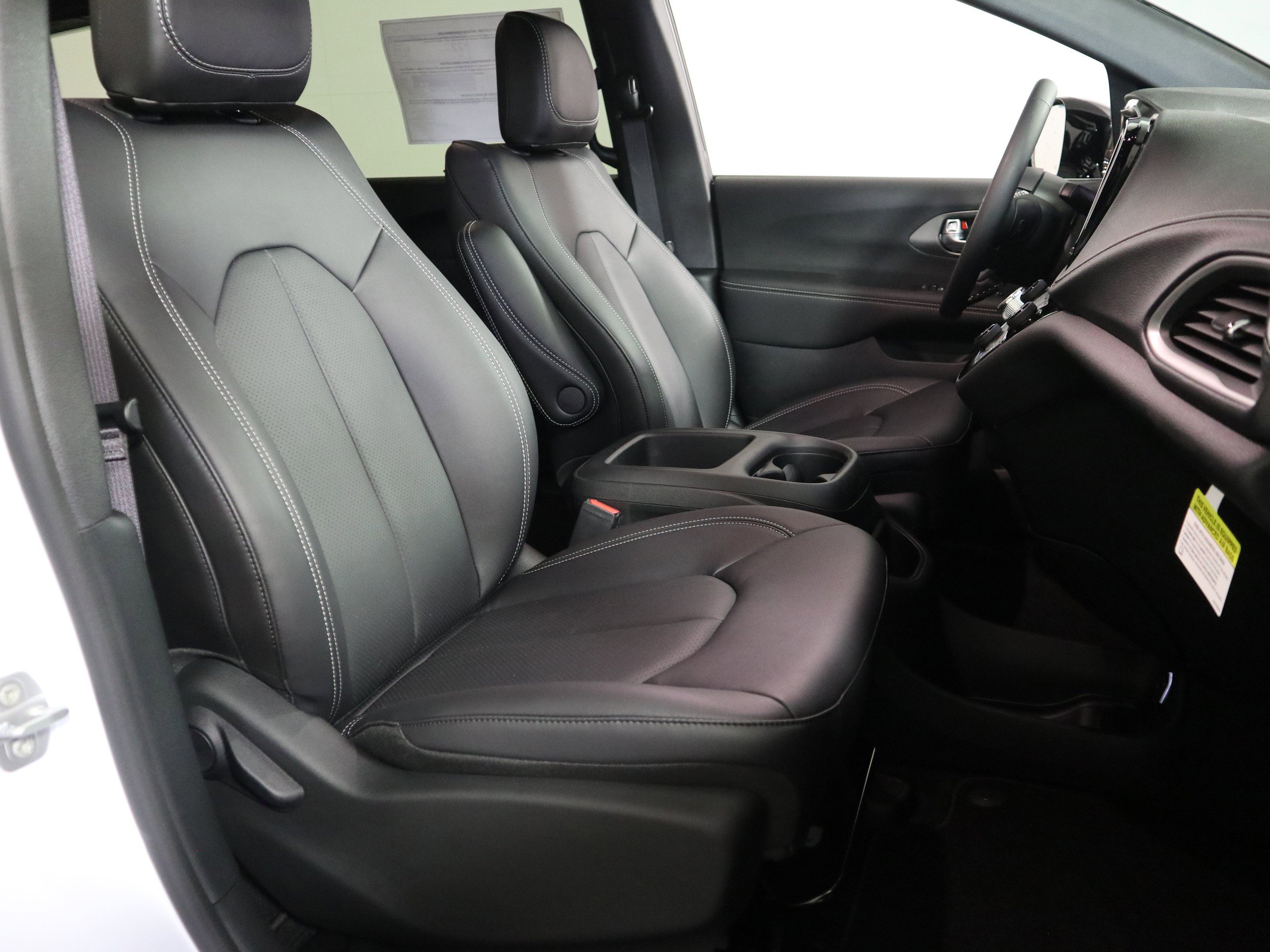 New 2026 Chrysler Pacifica Select image 20