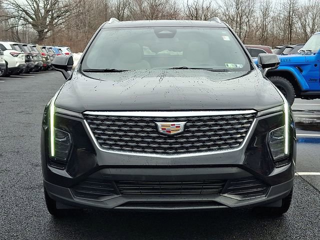 Used 2024 Cadillac XT4 Luxury w/ Cold Weather Package AWD/4WD video 2