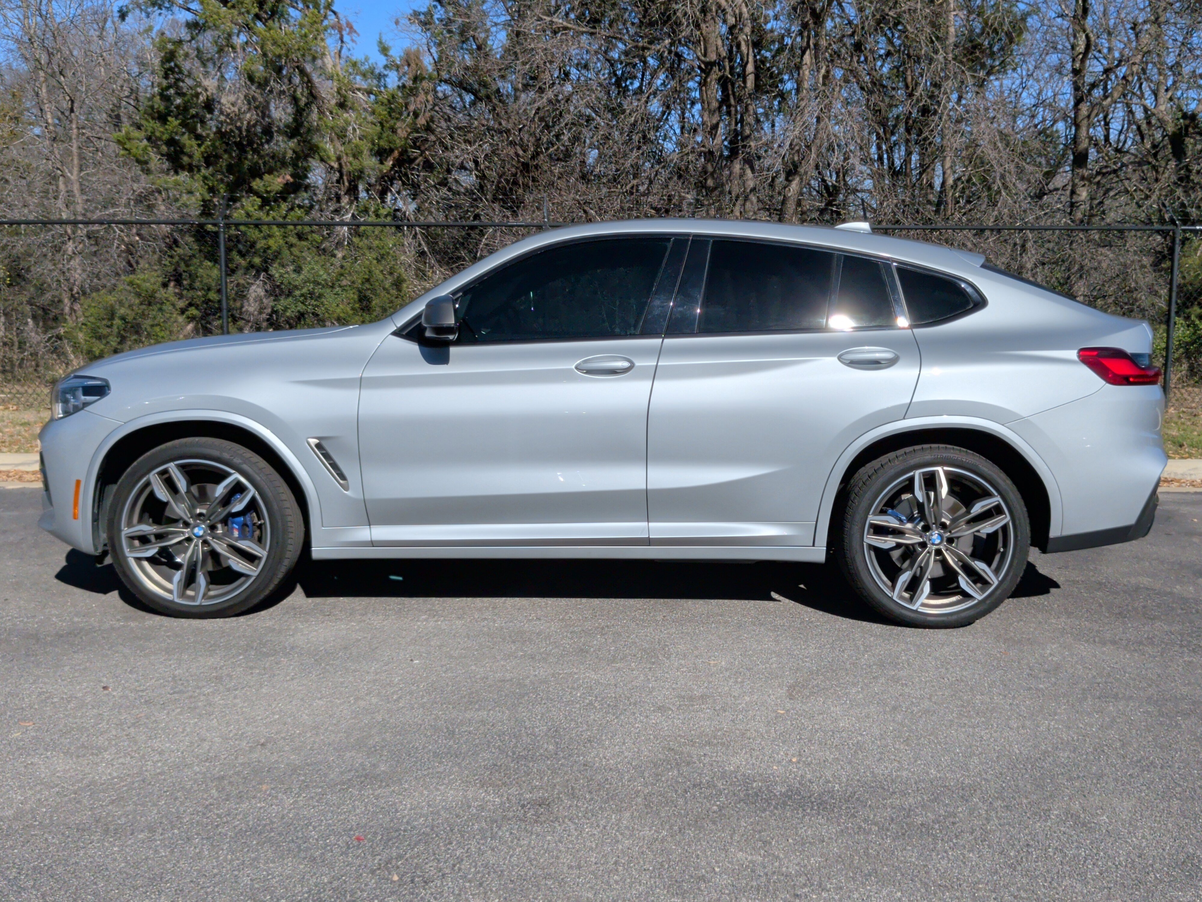 Used 2019 BMW X4 M40i w/ Driving Assistance Package image 12