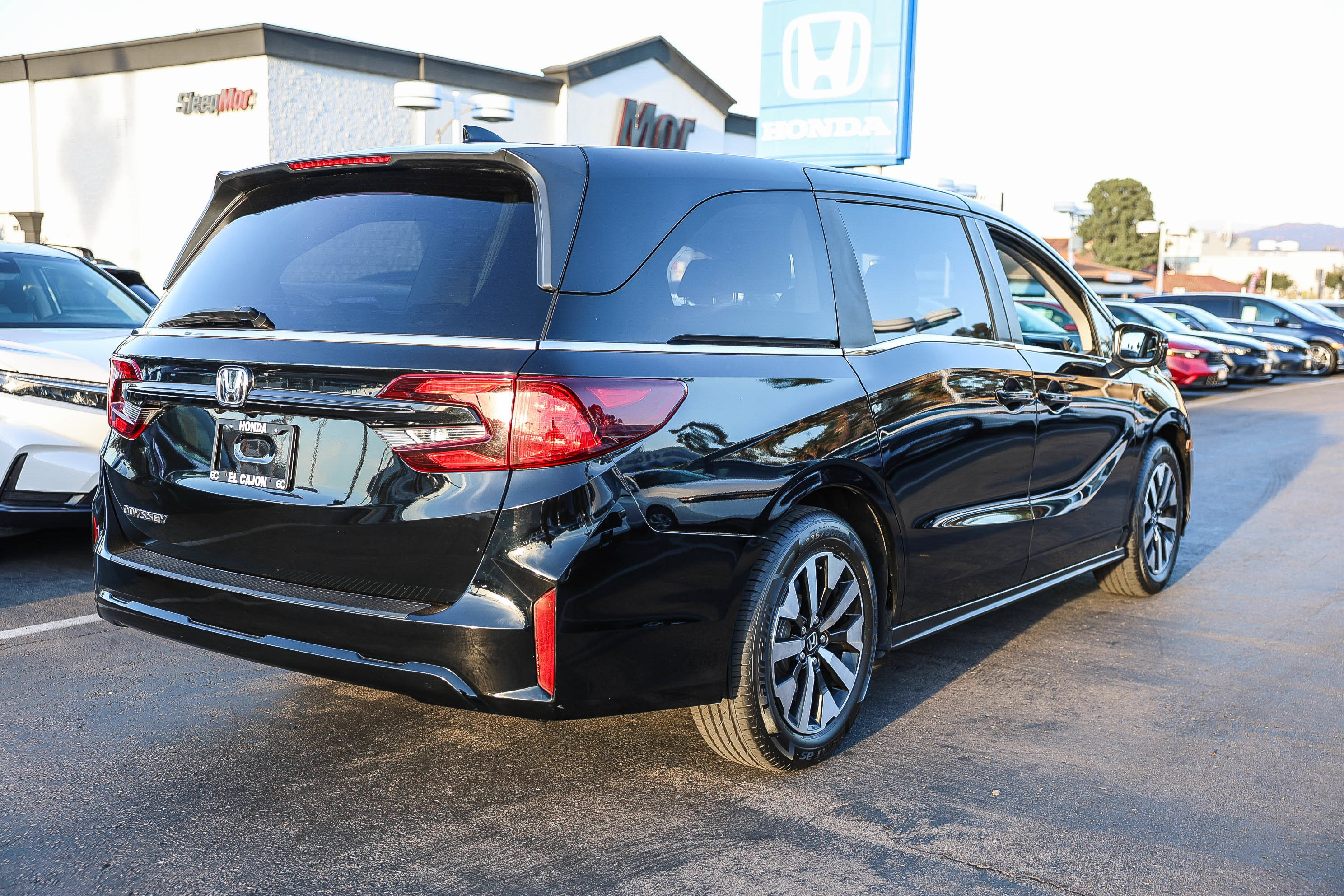 Certified 2025 Honda Odyssey EX-L image 26
