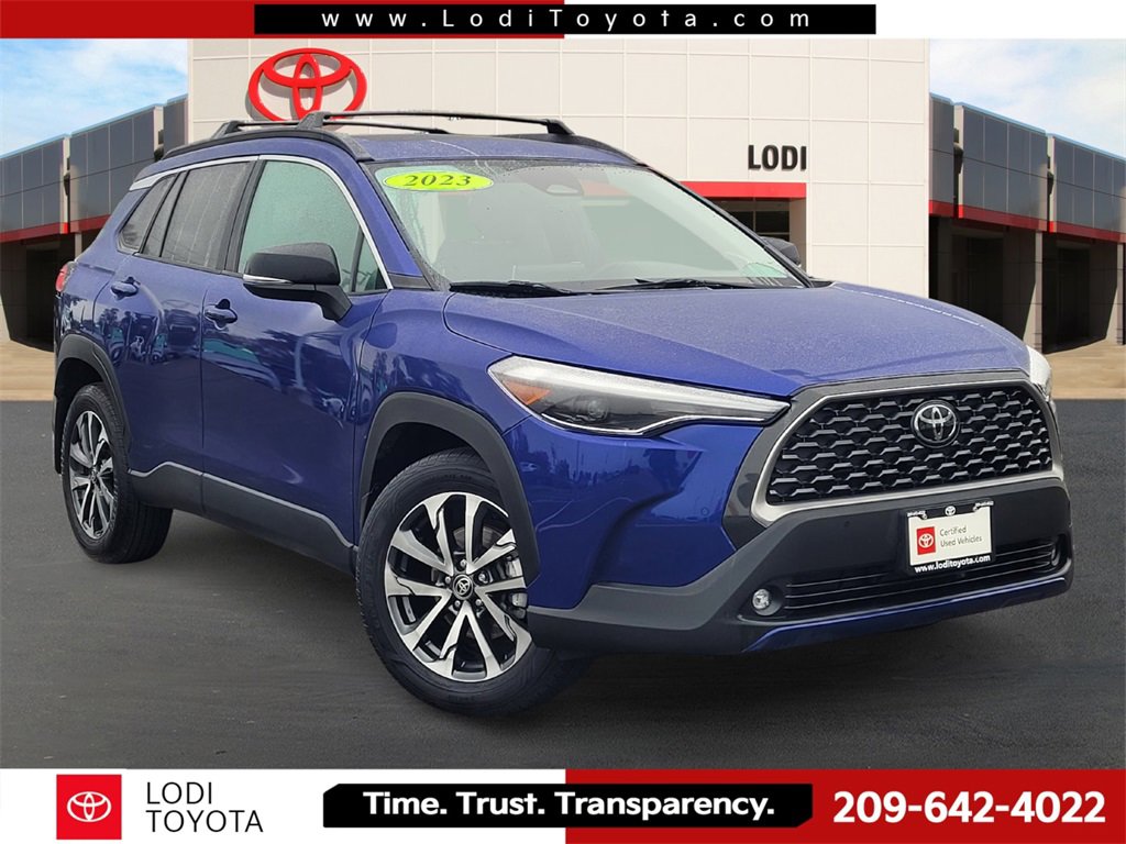 Certified 2025 Toyota Corolla Cross XLE