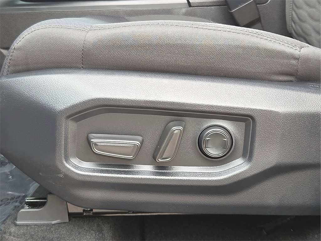 Certified 2025 Toyota Tundra SR5 image 17