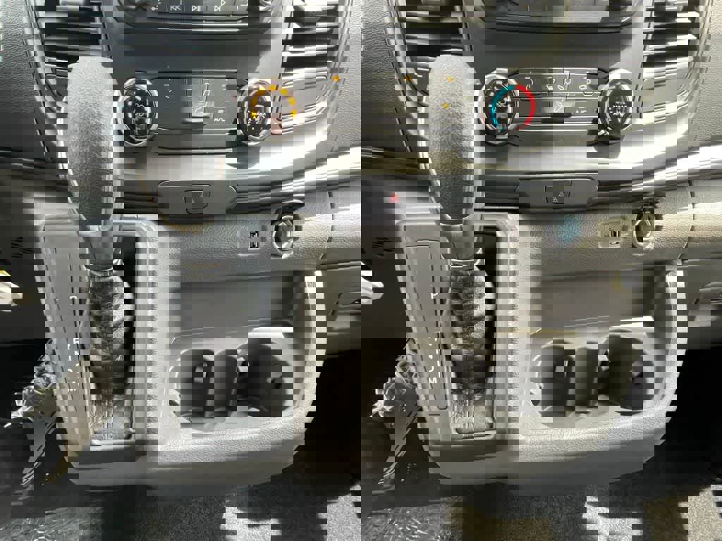 New 2025 Ford Transit 250 148 Medium Roof image 28