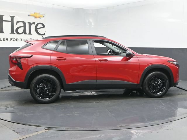 New 2026 Chevrolet Trax LT w/ Midnight Edition FWD image 15