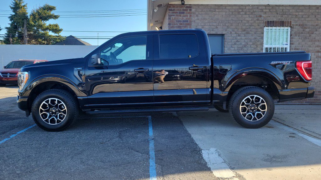Used 2023 Ford F150 XLT w/ Equipment Group 302A High AWD/4WD image 5