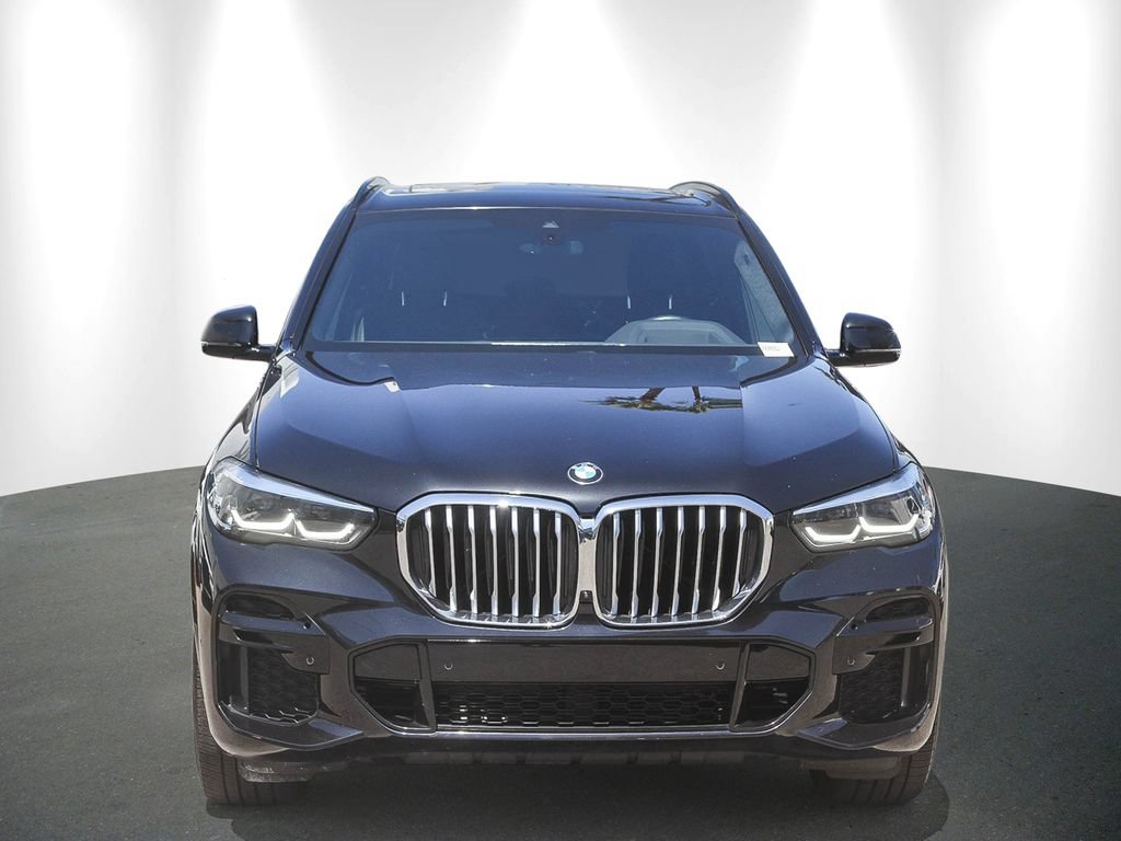 Used 2023 BMW X5 sDrive40i w/ M Sport Package RWD image 2