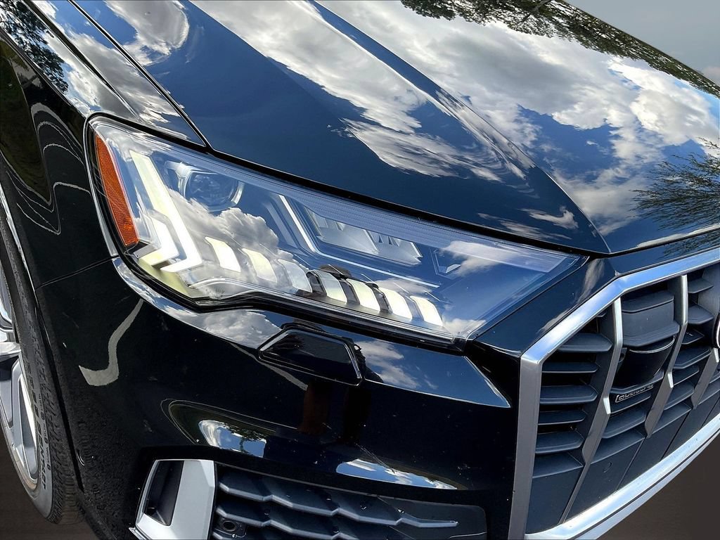 Used 2023 Audi Q7 3.0T Premium Plus w/ Premium Plus Package AWD/4WD image 34