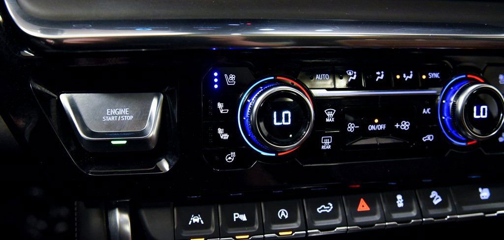 Used 2024 GMC Sierra 1500 Denali Ultimate image 23