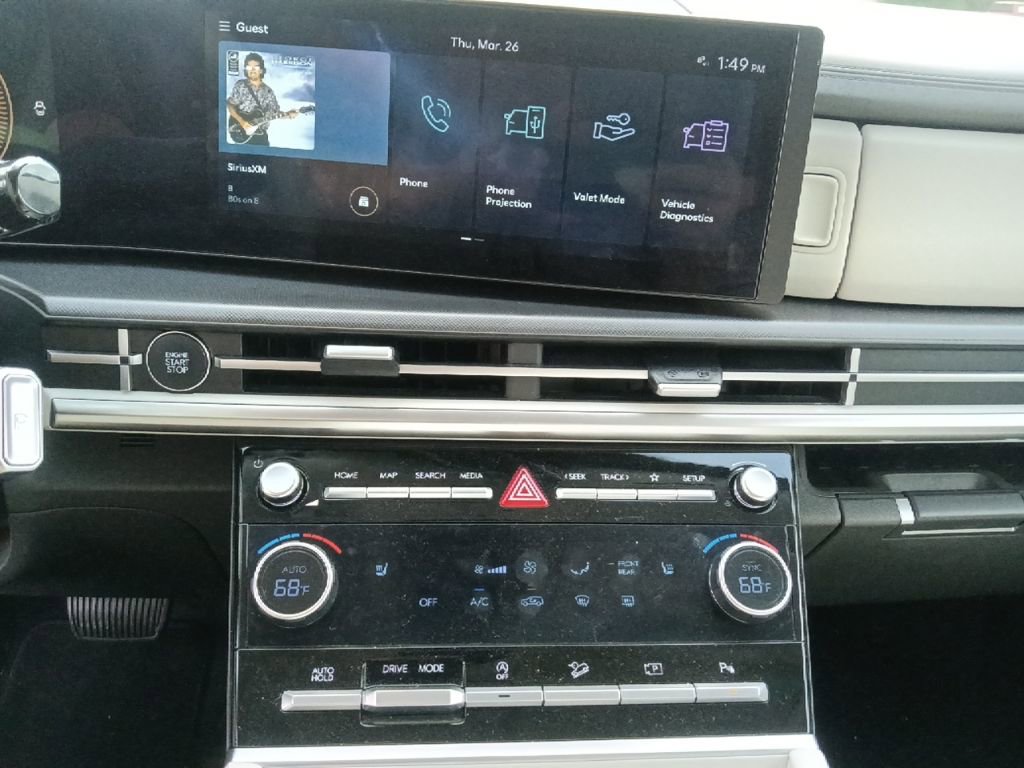 Used 2025 Hyundai Santa Fe SEL image 21