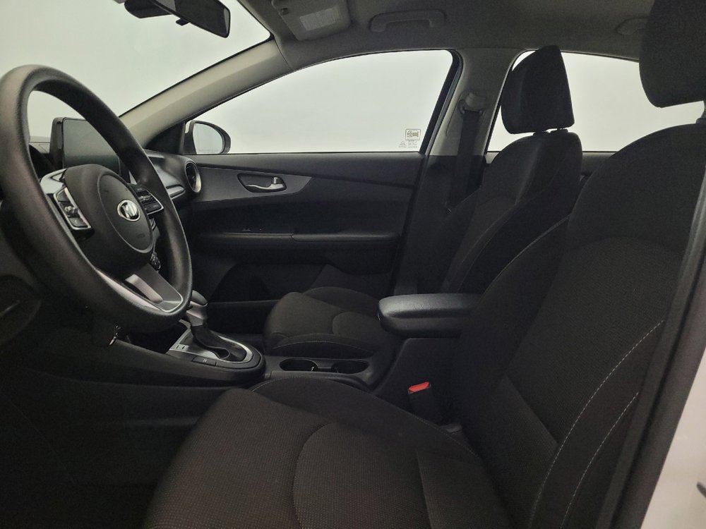 Used 2021 Kia Forte LXS FWD image 17