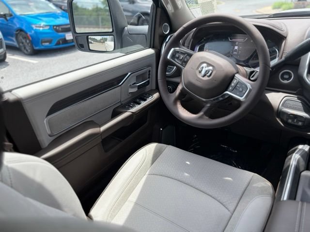 New 2026 RAM 2500 Laramie AWD/4WD image 36