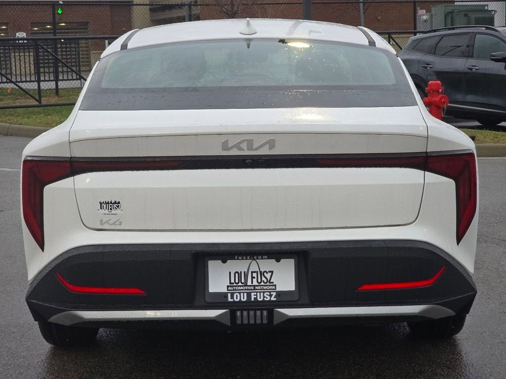 New 2025 Kia K4 LX image 13