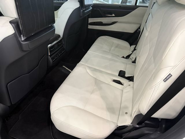 New 2026 Lexus LX 600 4WD w/ Luxury Package image 20