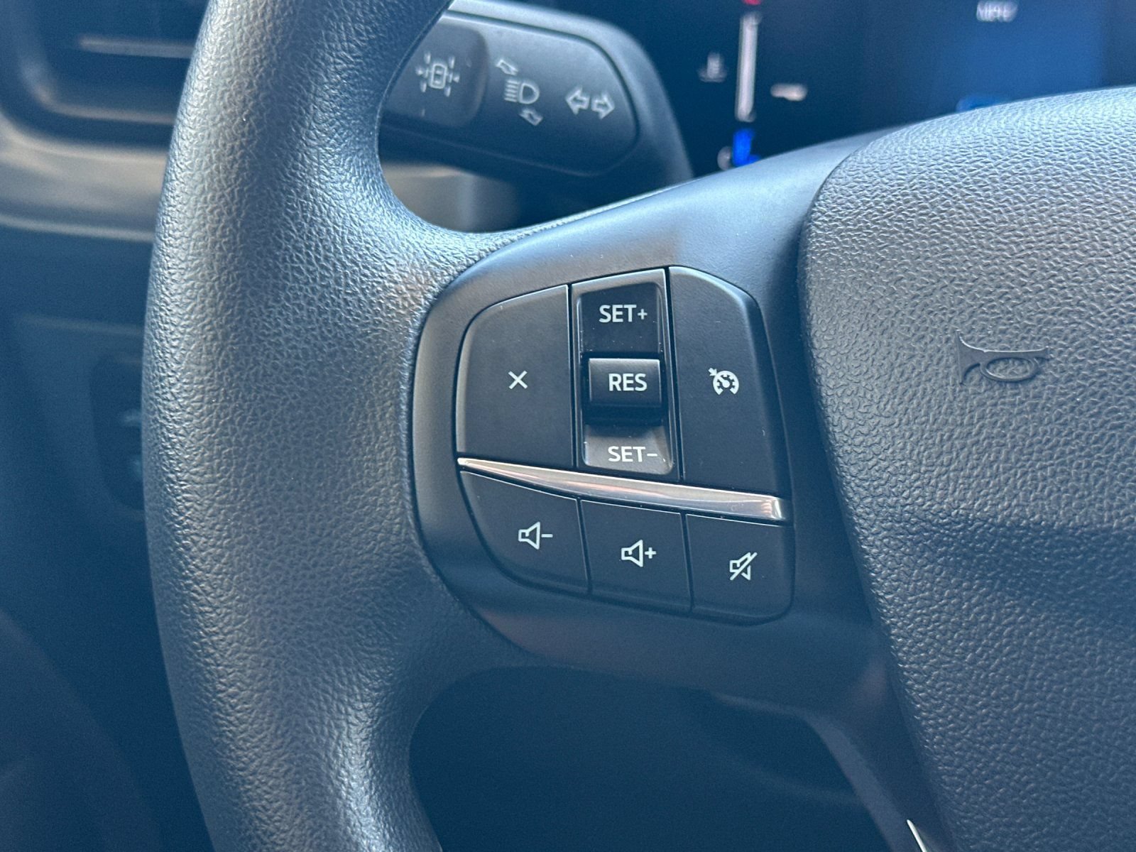 Used 2025 Ford Maverick XL FWD image 28