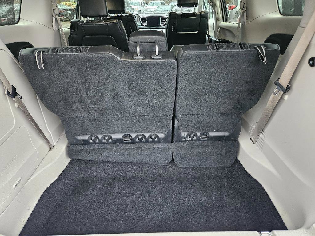 Used 2017 Chrysler Pacifica Limited FWD image 24