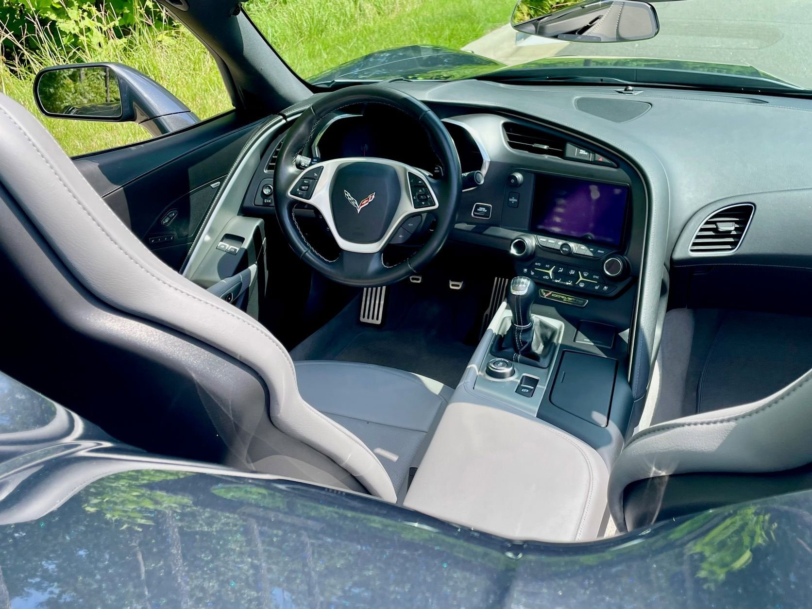 Used 2014 Chevrolet Corvette Stingray Convertible w/ 2LT Preferred Equipment Group image 31