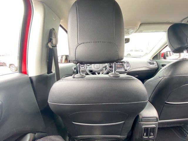 Used 2019 Jeep Compass Limited image 35