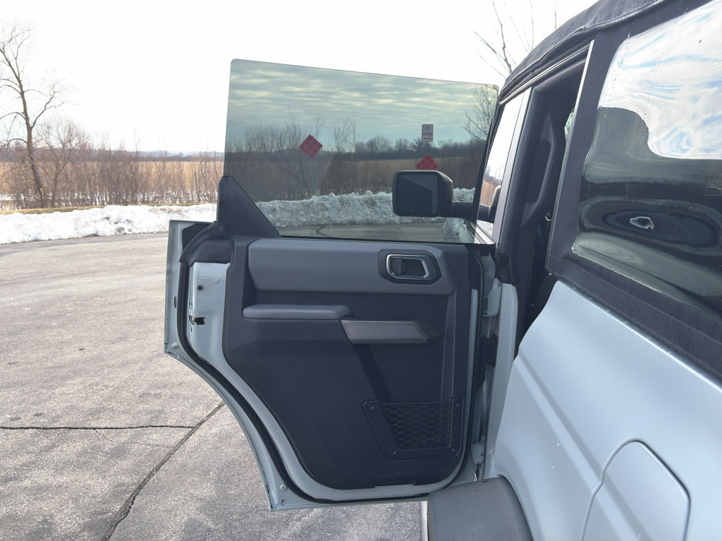 Used 2022 Ford Bronco Black Diamond w/ Sasquatch Package image 34