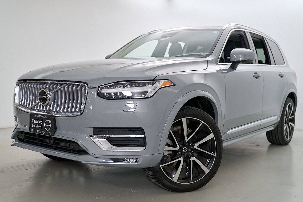 Certified 2025 Volvo XC90 B6 Plus AWD/4WD image 2