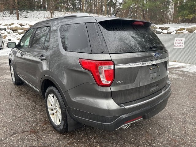 Used 2018 Ford Explorer XLT w/ Equipment Group 202A image 8