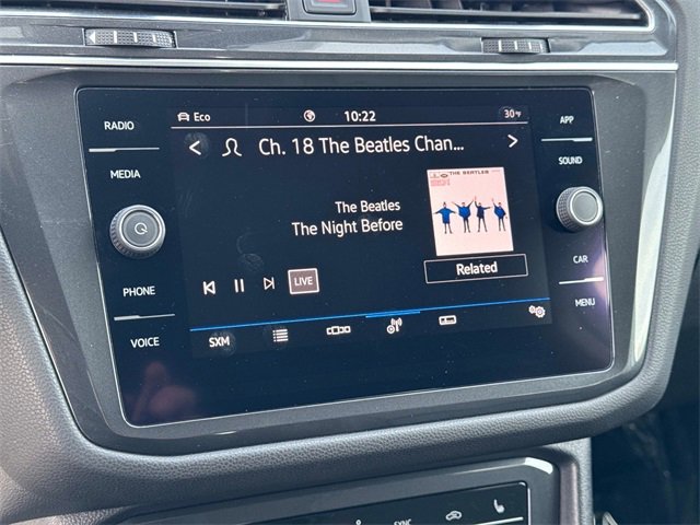 Used 2022 Volkswagen Tiguan SE image 27