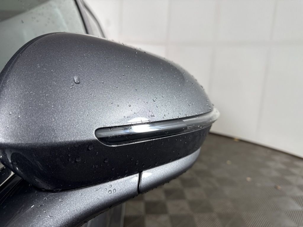 Certified 2022 Lincoln Corsair Reserve w/ Equipment Group 201A image 17