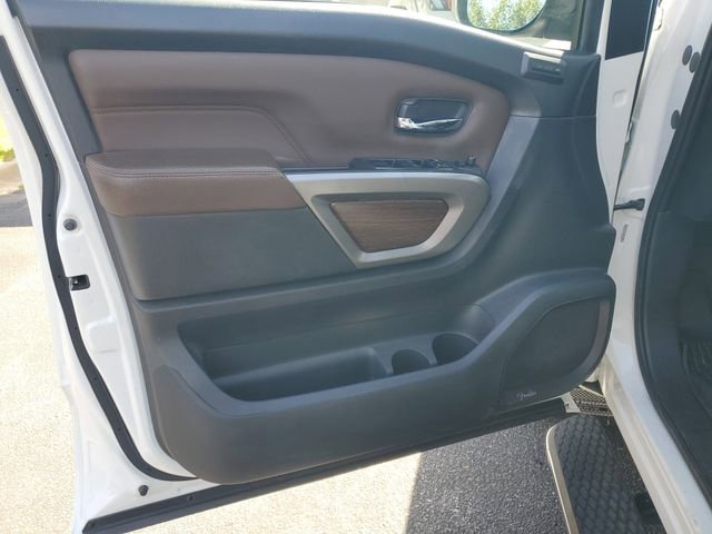 Used 2022 Nissan Titan Platinum Reserve w/ Moonroof Package image 8