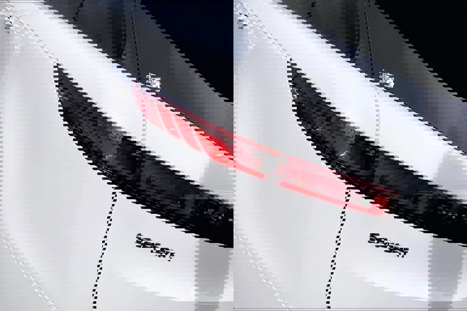 Used 2025 Land Rover Range Rover Sport SE image 31