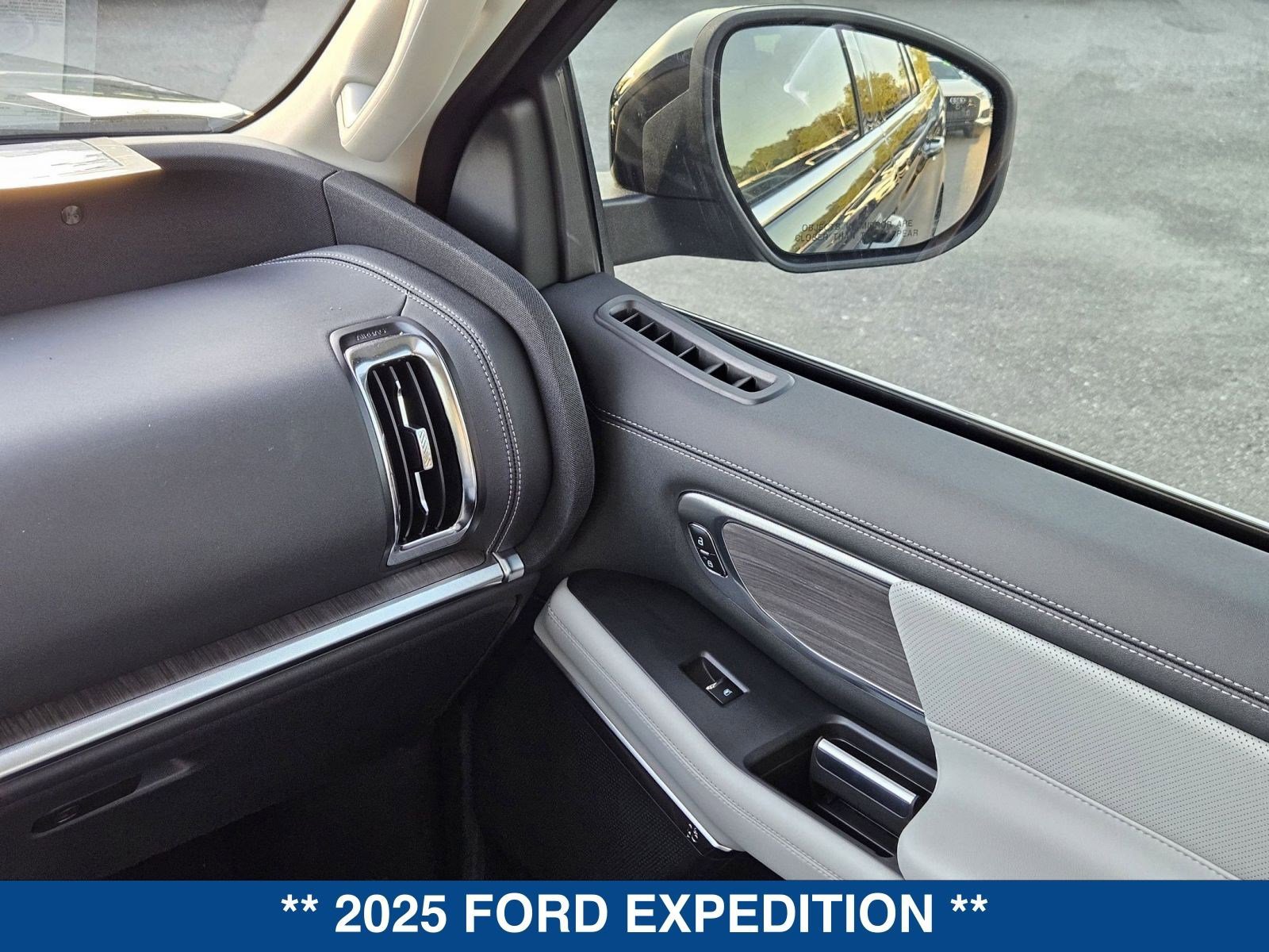 New 2025 Ford Expedition Platinum w/ Platinum Ultimate Package image 22