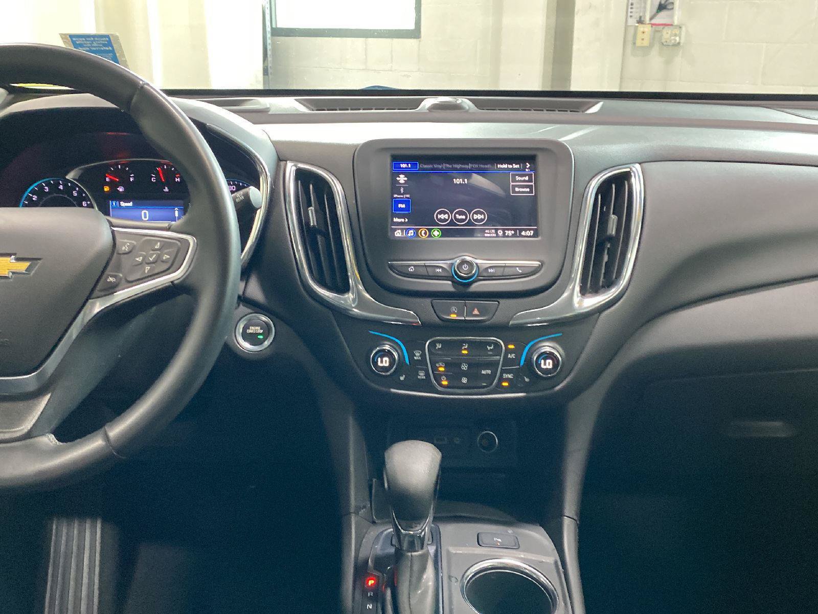 Used 2023 Chevrolet Equinox LT AWD/4WD image 10