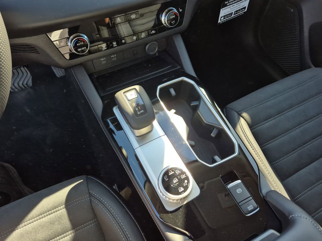 New 2026 Mitsubishi Outlander SE image 55