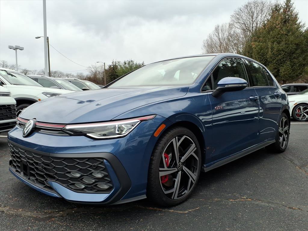 New 2026 Volkswagen GTI SE image 2