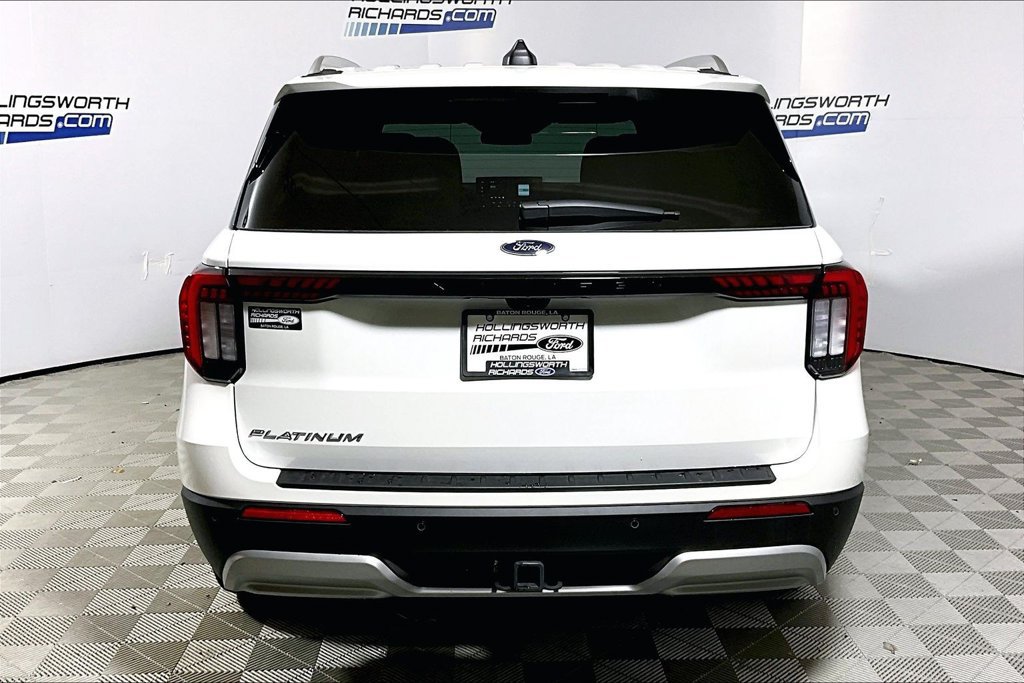 New 2026 Ford Explorer Platinum RWD image 4